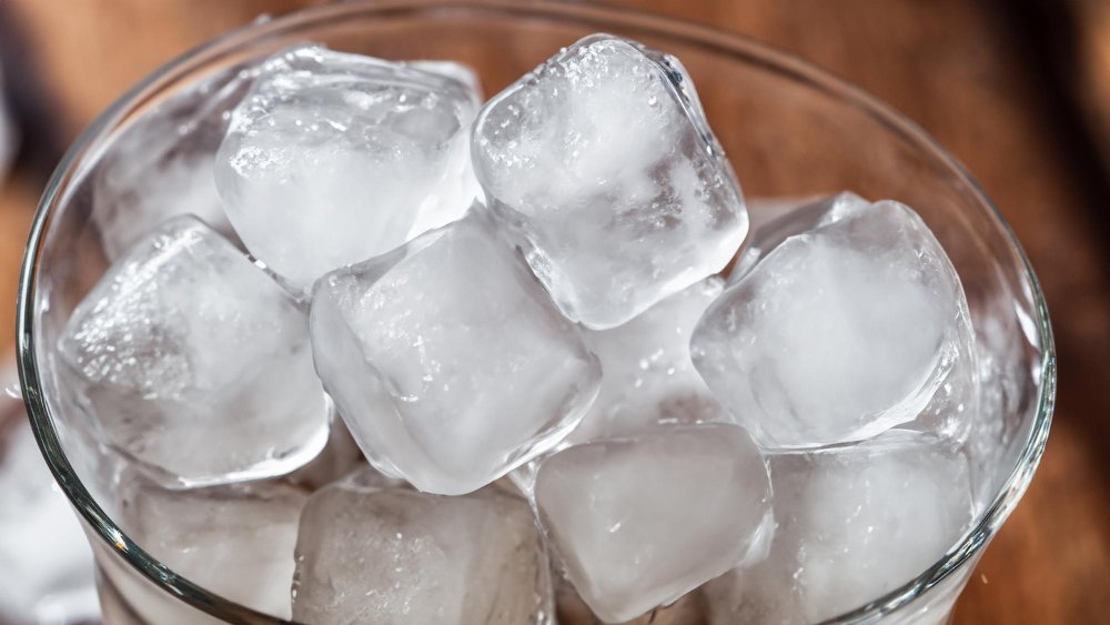 Do Ice Makers Use a Lot of Electricity? Energy Facts